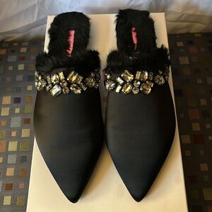 Isaac Mizrahi slides, black , size 9 medium